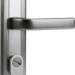 Puxador Granit III classe C para porta exterior — imagem de referência